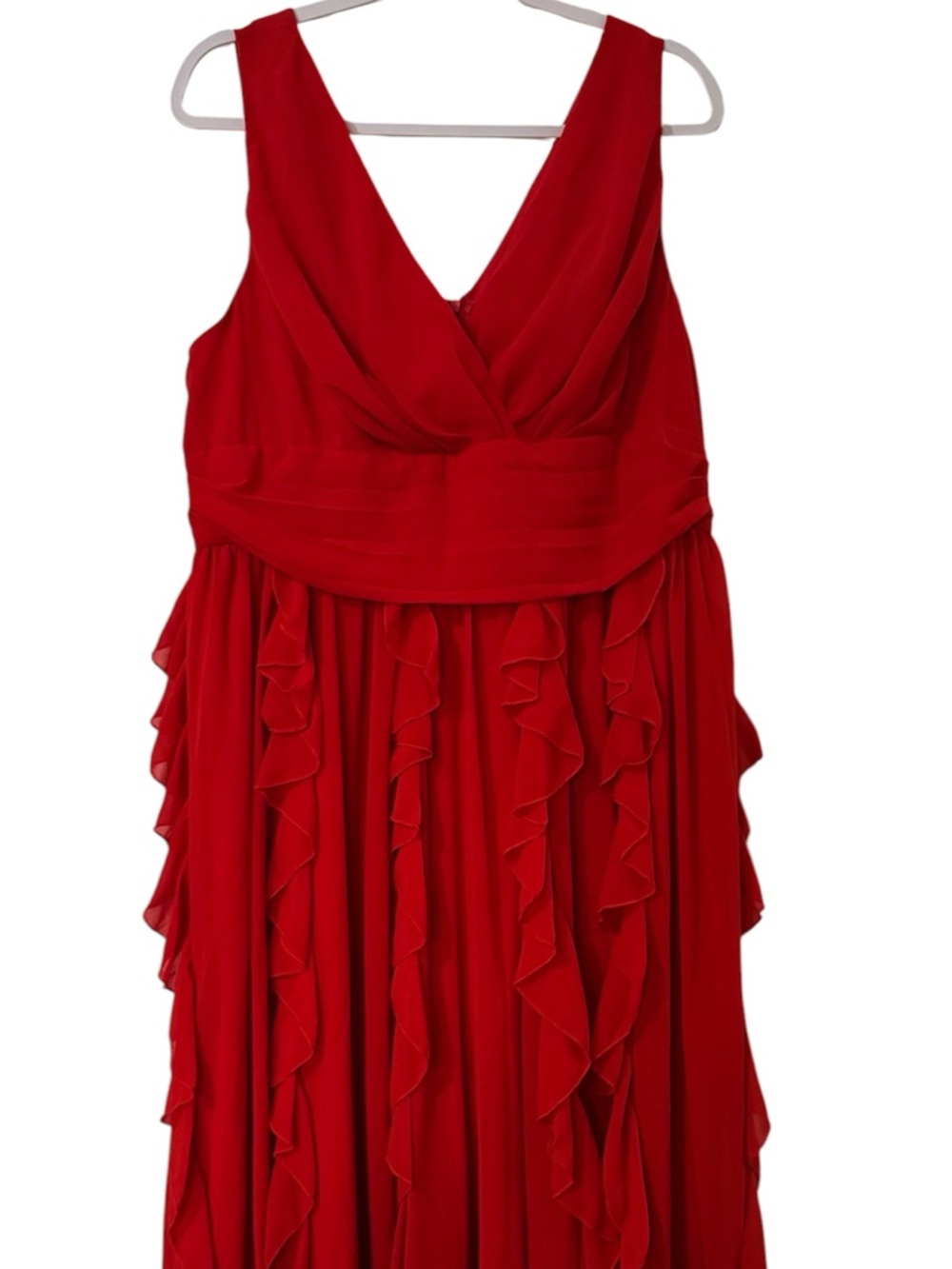Red Ruffle-Back Evening Gown - Picture 4 of 7